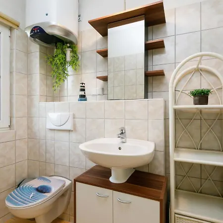 Apartment Berg By Interhome Zinnowitz